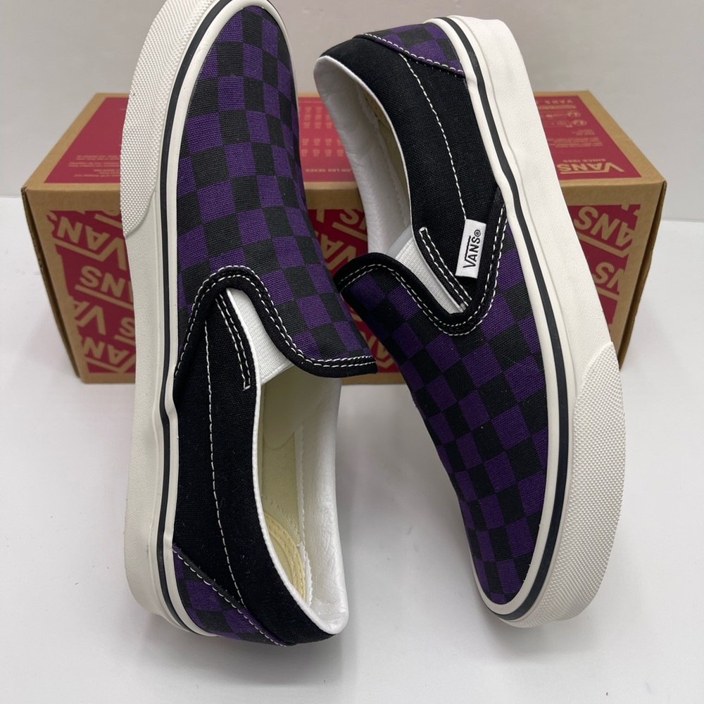 Vans Men’s Purple Checkered Classic Slip-On
Pop Check Gothic Grape Sneakers - Picture 11 of 16